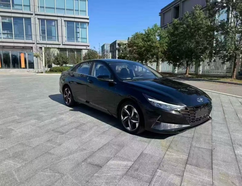 苏州23年现代伊兰特3