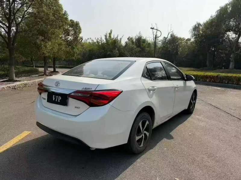 盐城18年丰田雷凌9