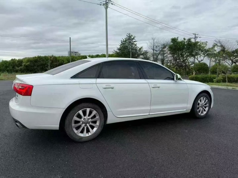 深圳15年奥迪A6L7