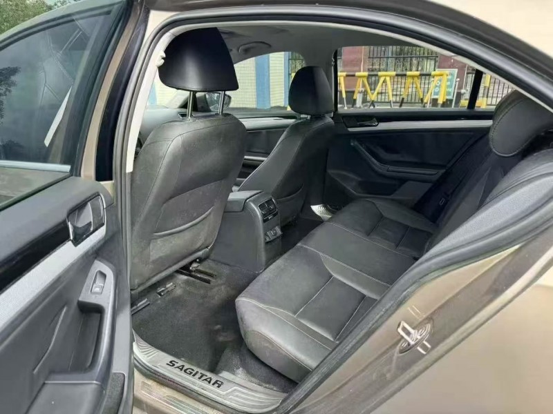 珠海16年大众速腾4