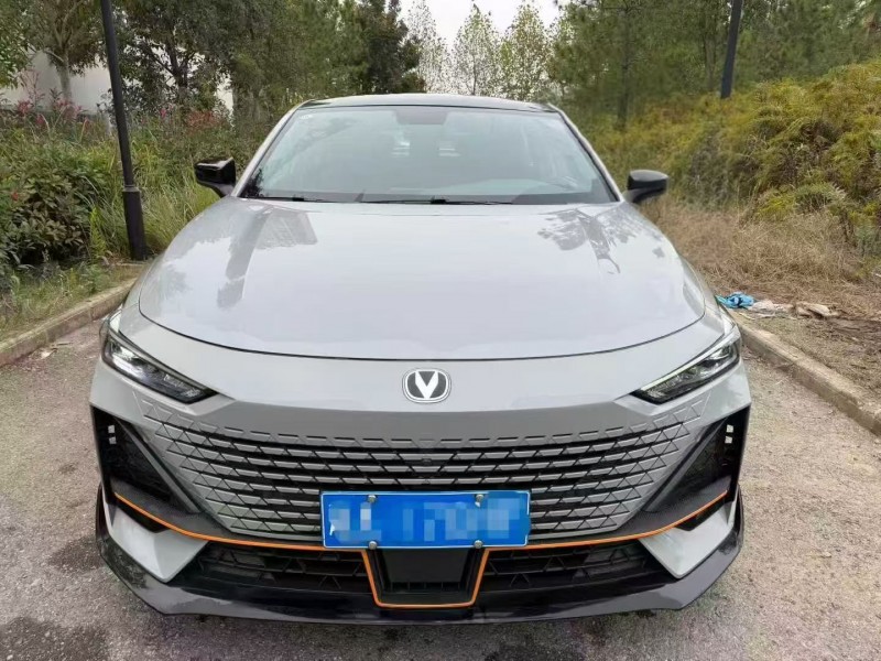 鄂州23年长安汽车UNI1