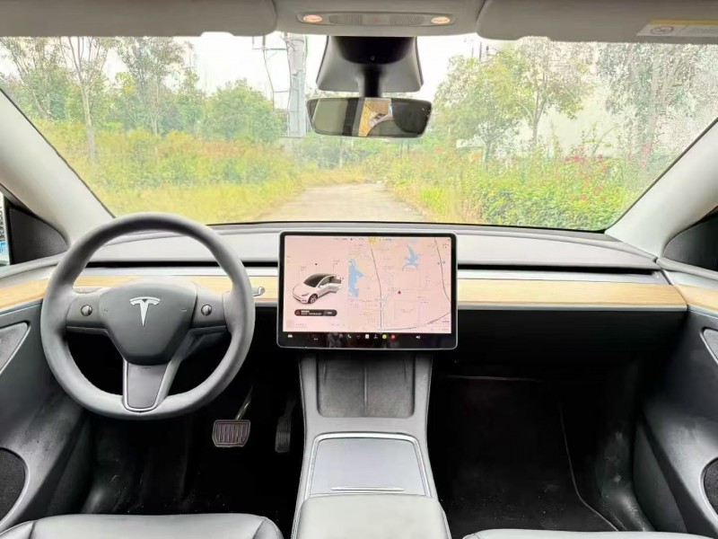 十堰22年特斯拉MODEL Y5