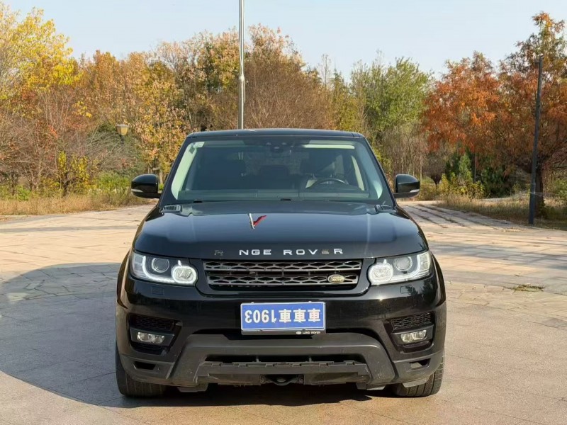 济宁17年路虎揽胜运动1