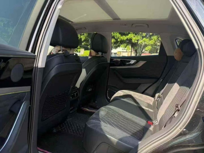 三明22年红旗HS56