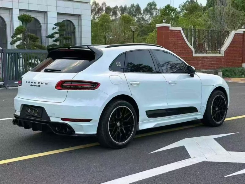 南平17年保时捷Macan2