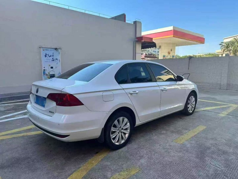 厦门21年大众宝来7