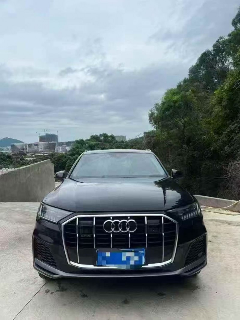 龙岩21年奥迪Q71