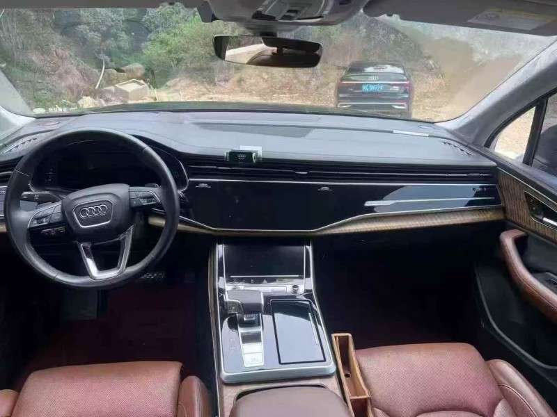 龙岩21年奥迪Q75