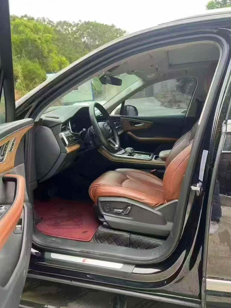 龙岩21年奥迪Q78