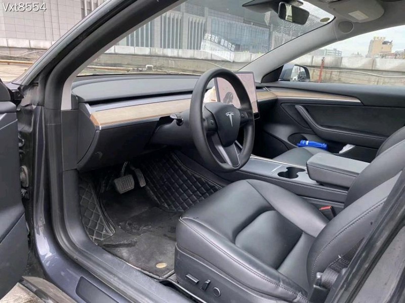 东莞21年特斯拉MODEL 35