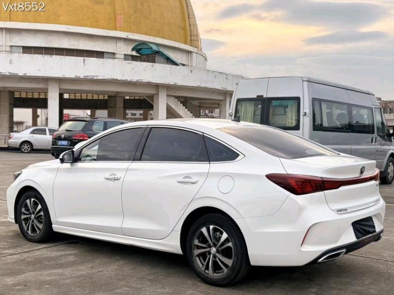 东莞24年长安汽车逸动7