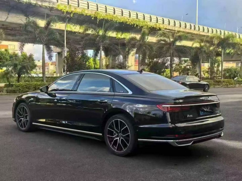 三明21年奥迪A8L7