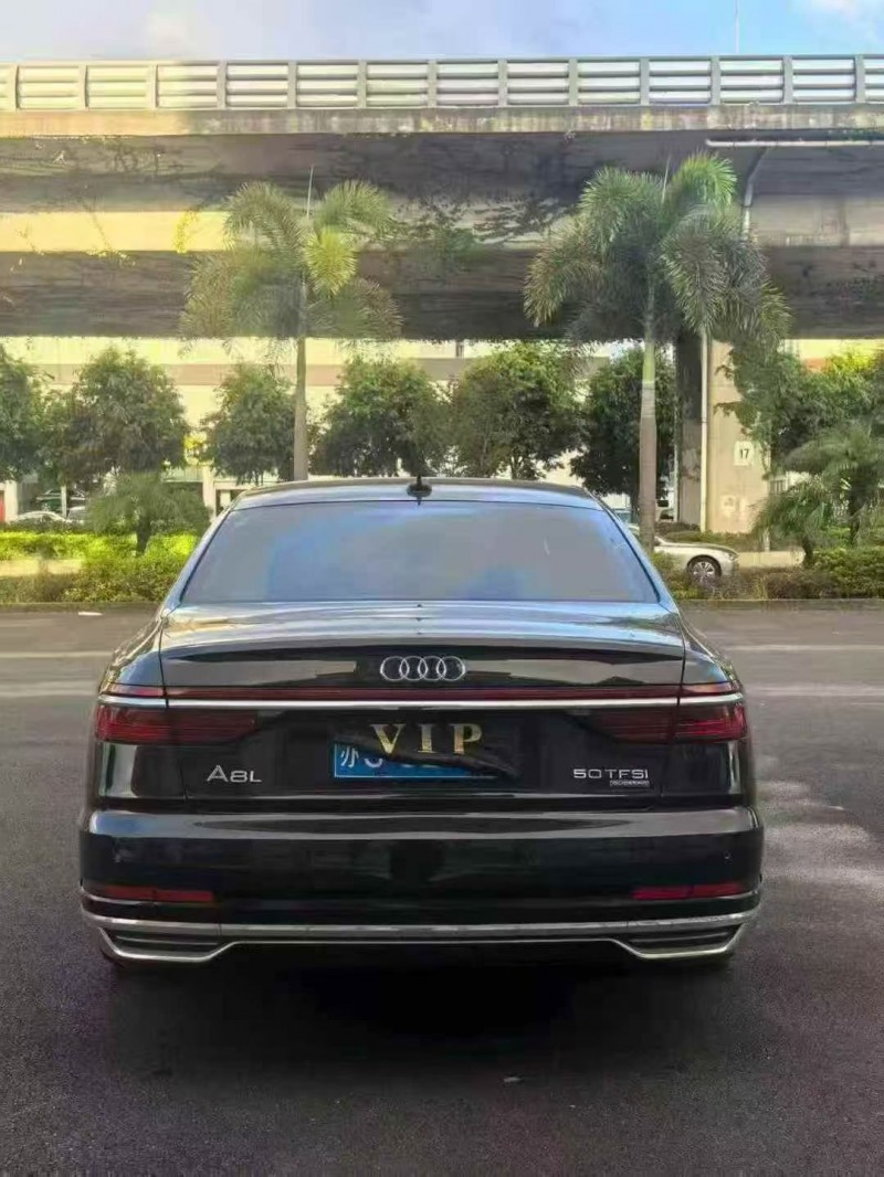 三明21年奥迪A8L9