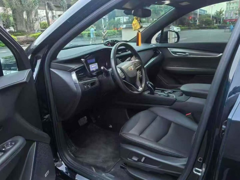 三明24年凯迪拉克XT64