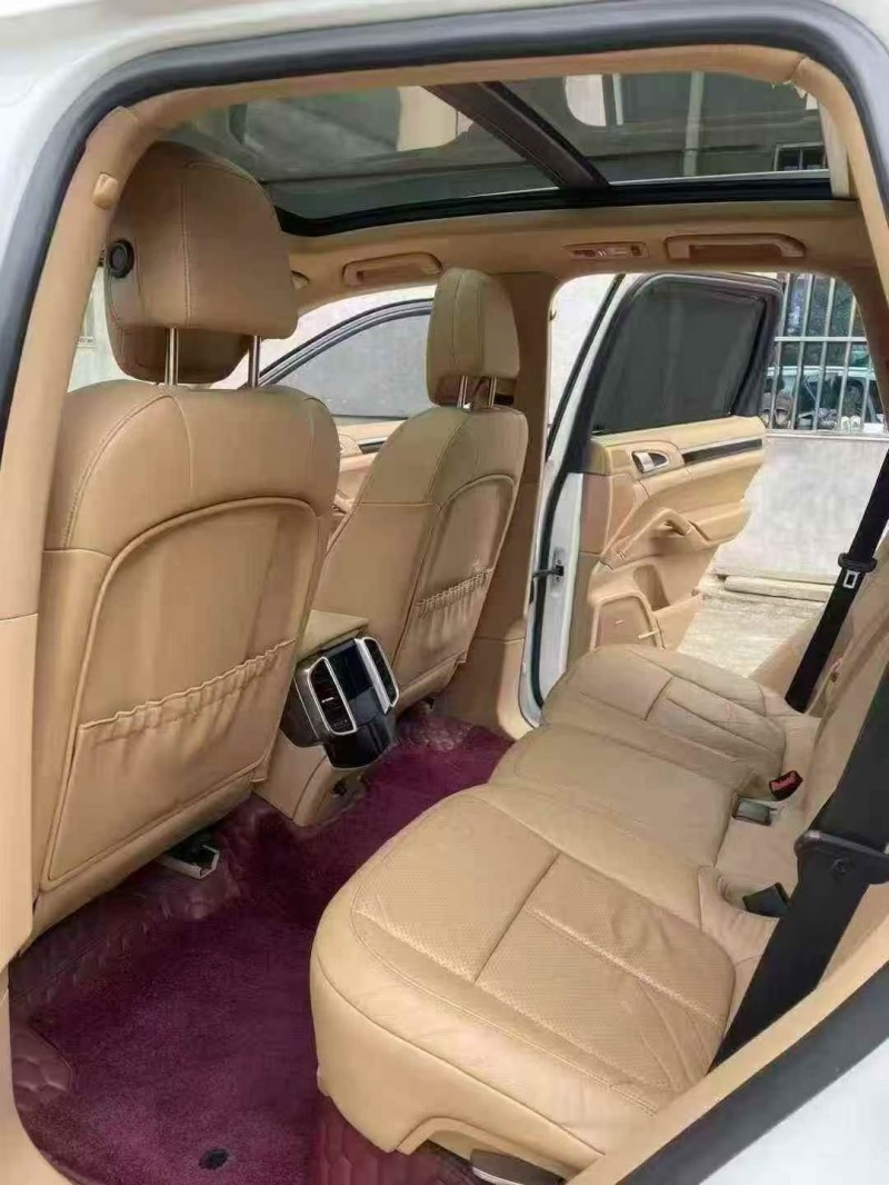 厦门15年保时捷卡宴5