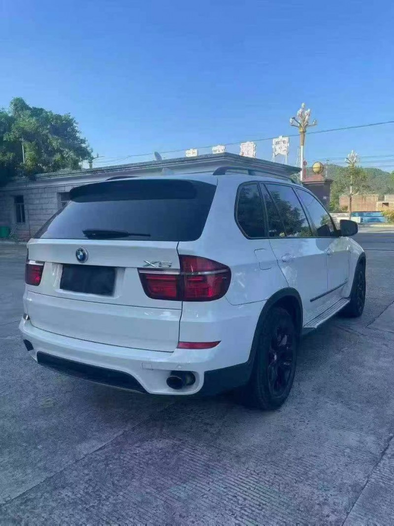 厦门12年宝马X56