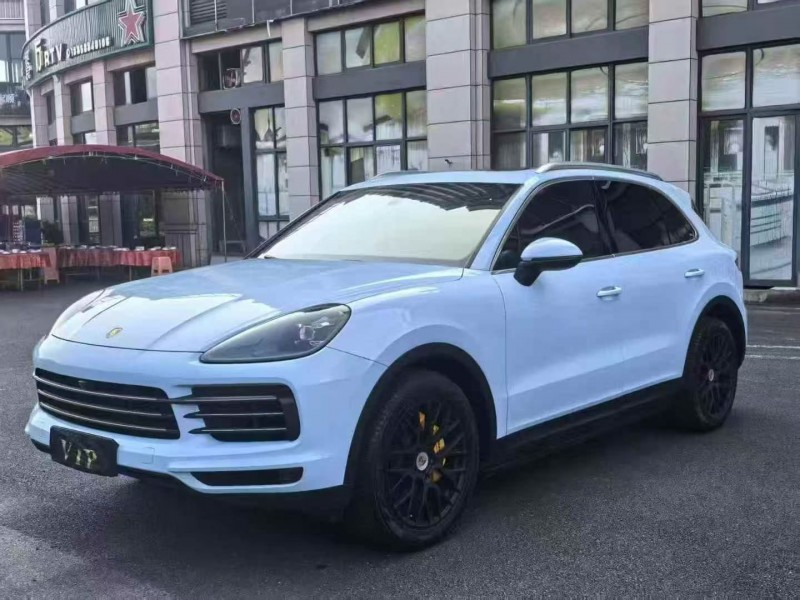 龙岩19年保时捷卡宴3