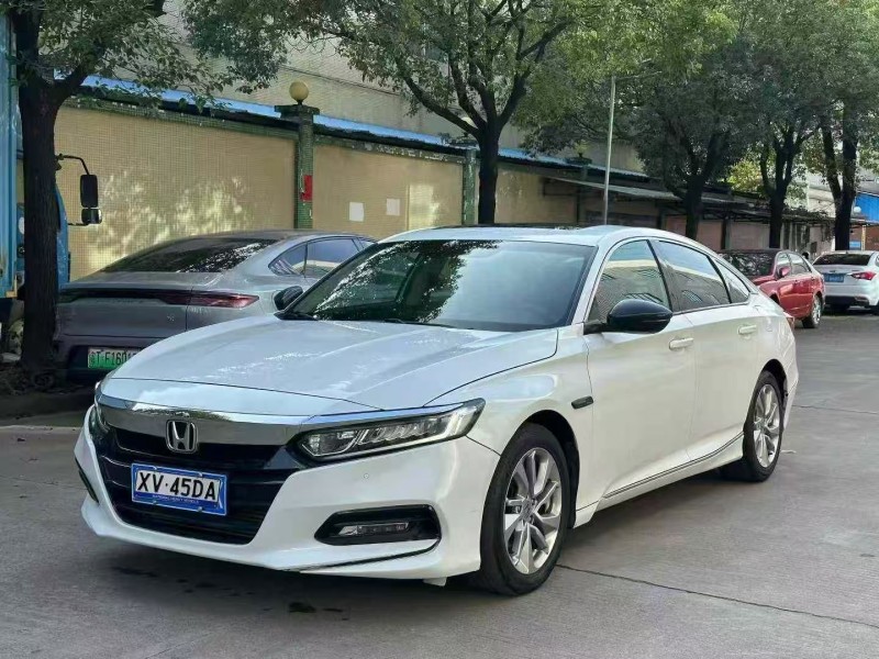 广州18年本田雅阁2