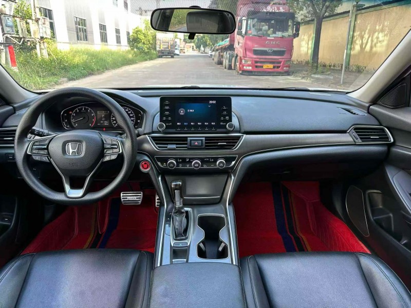 广州18年本田雅阁4