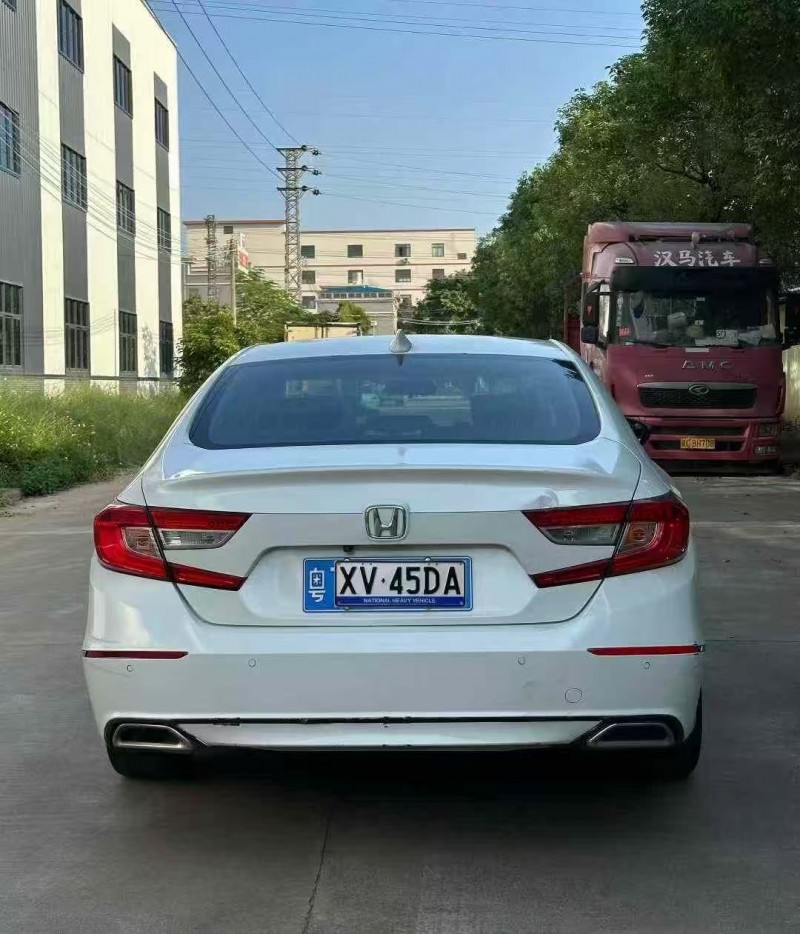 广州18年本田雅阁6