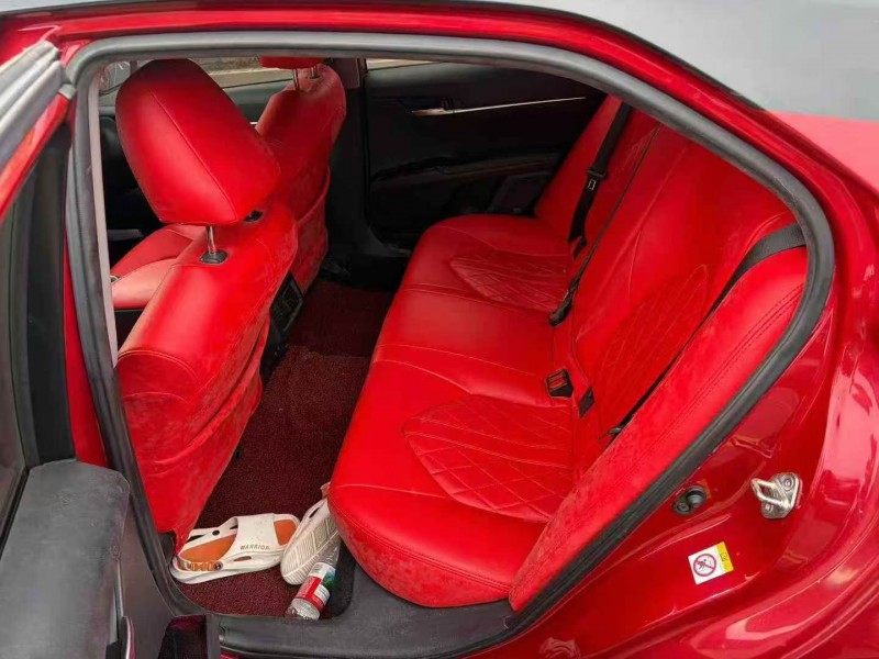 河源18年丰田凯美瑞6