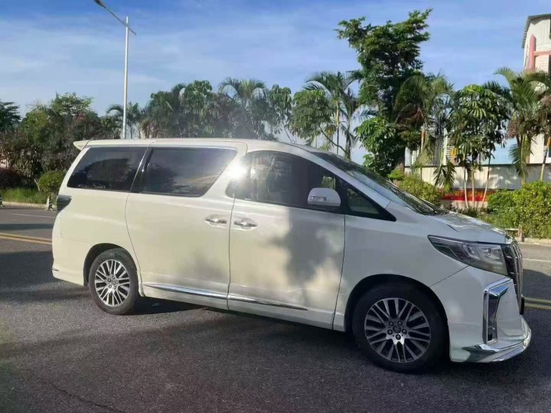 汕头12年丰田埃尔法2