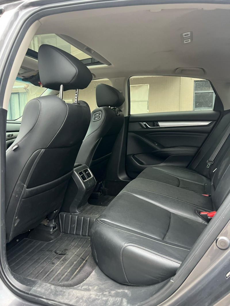 江门20年本田雅阁6