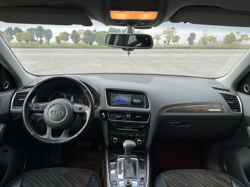 盐城13年奥迪Q56