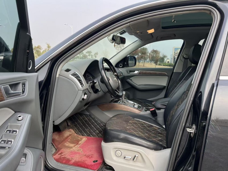 盐城13年奥迪Q57