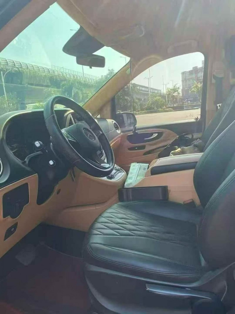 莆田18年奔驰威霆5