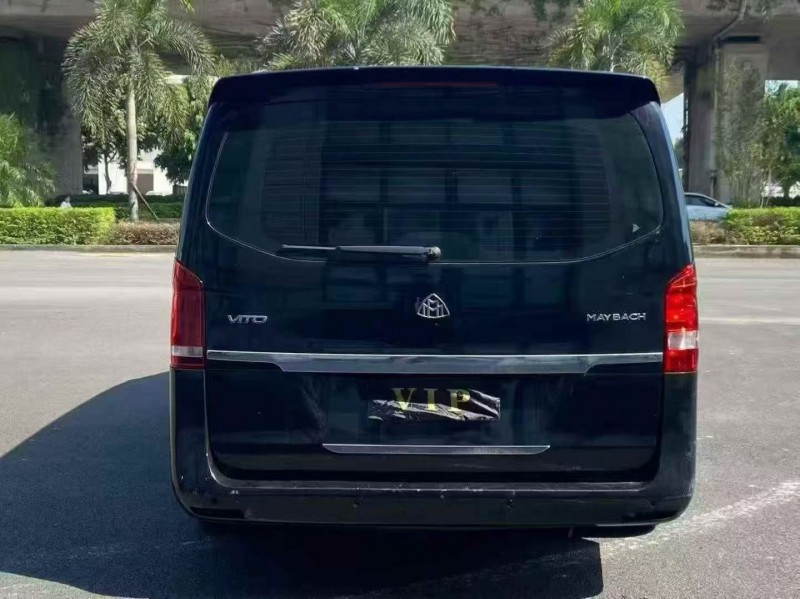 莆田18年奔驰威霆9