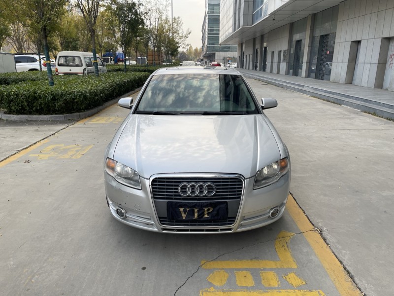 济宁08年奥迪A4L1