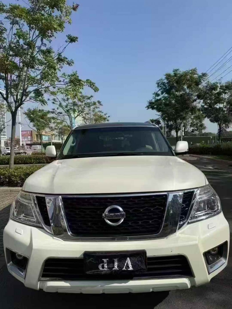 襄阳17年日产途乐1