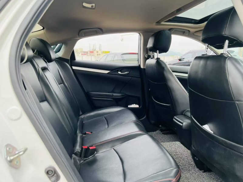 东莞21年本田思域2