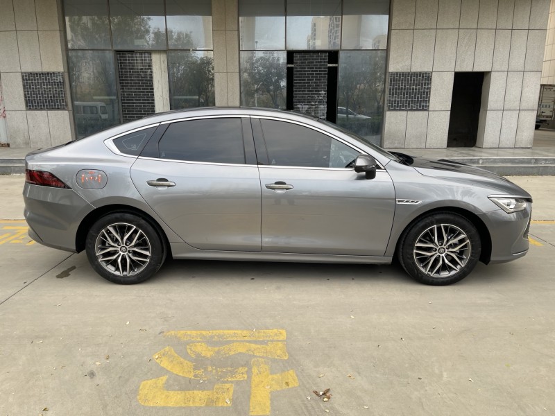 济宁22年比亚迪秦7