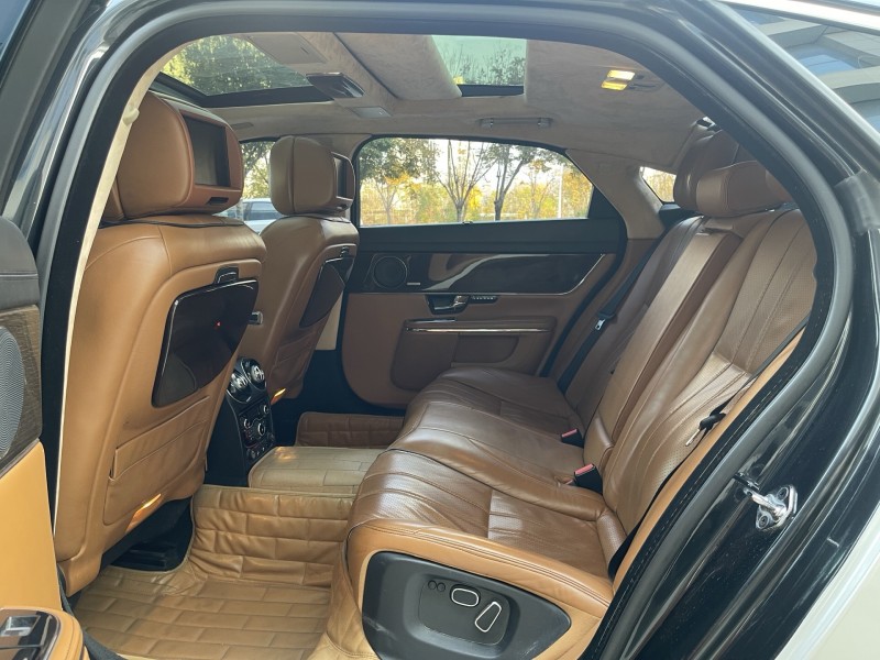 济宁12年捷豹XJL5