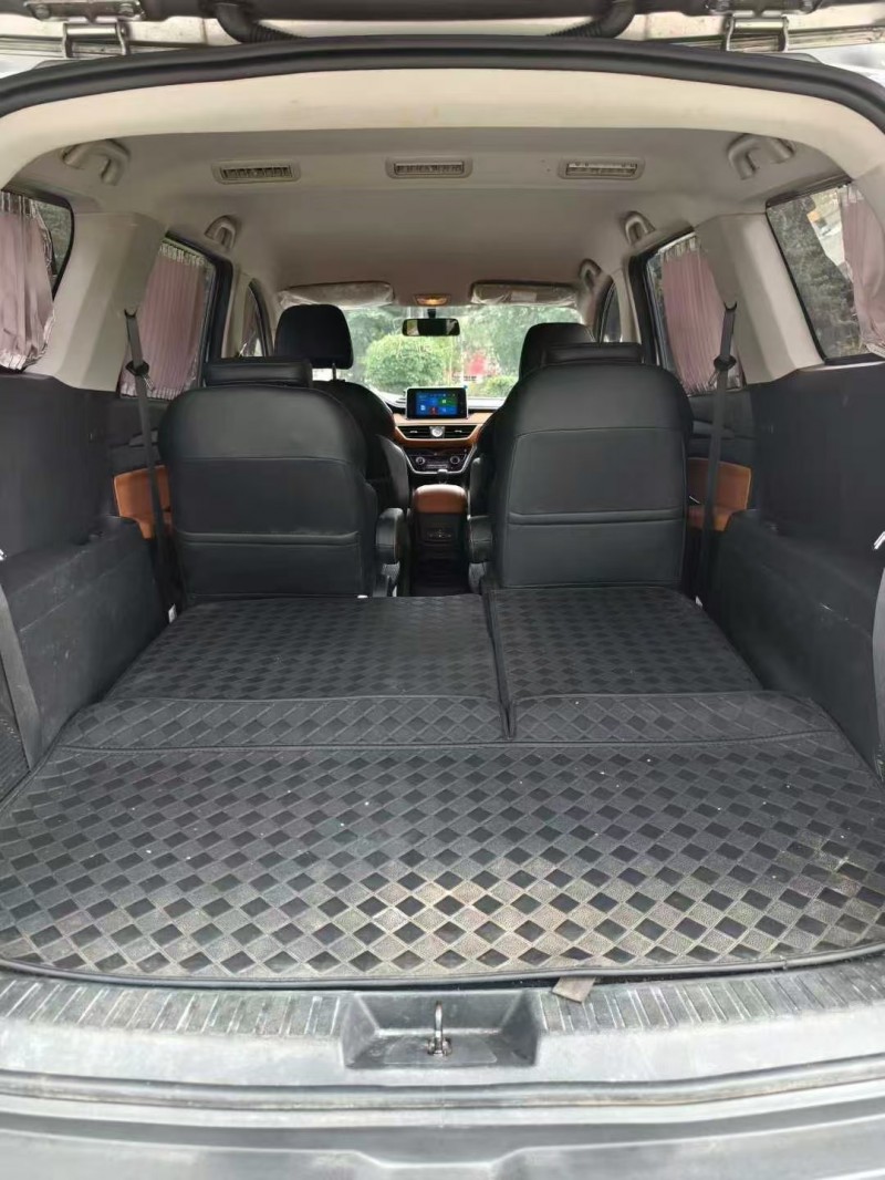 广州23年五菱汽车宏光2