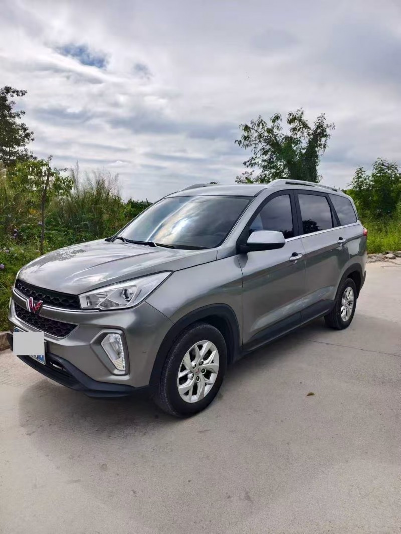 广州23年五菱汽车宏光5