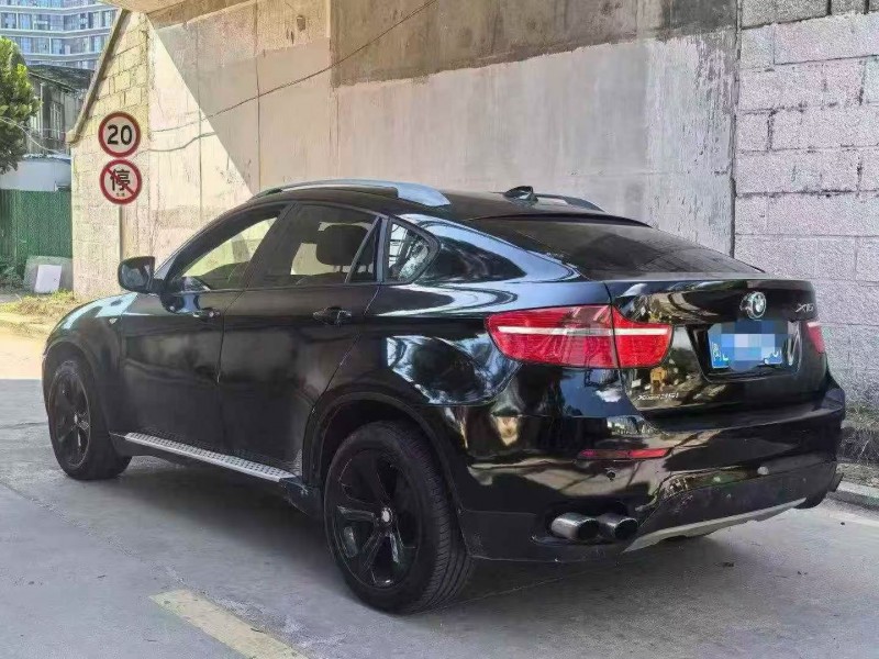 三明10年宝马X68