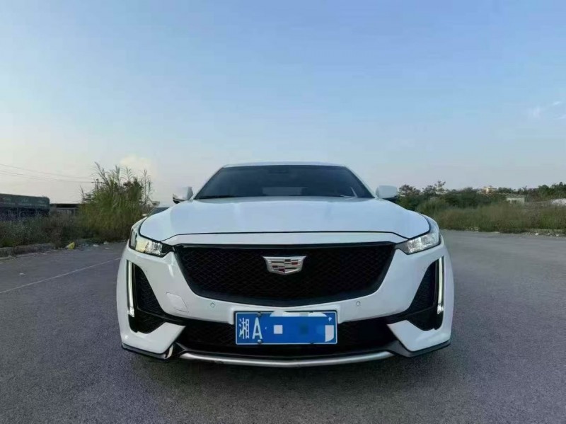 桂林21年凯迪拉克CT51