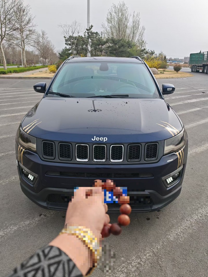 潍坊20年Jeep指南者1