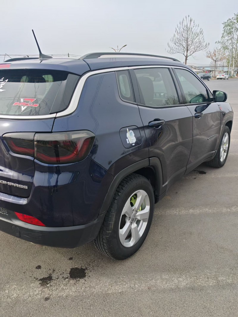 潍坊20年Jeep指南者8