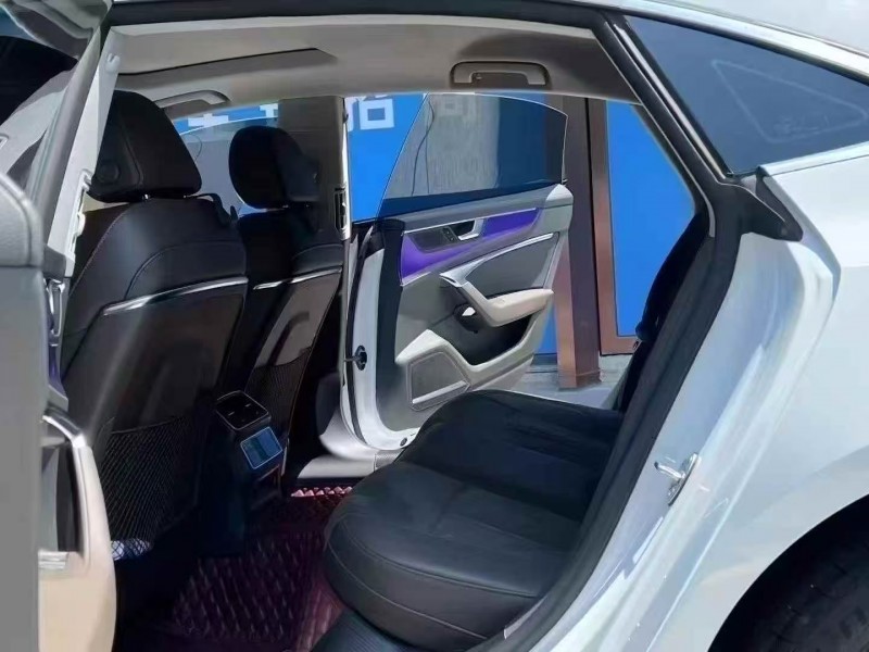 广州23年奥迪A7L4