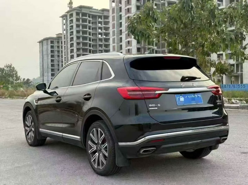 南宁22年红旗HS57