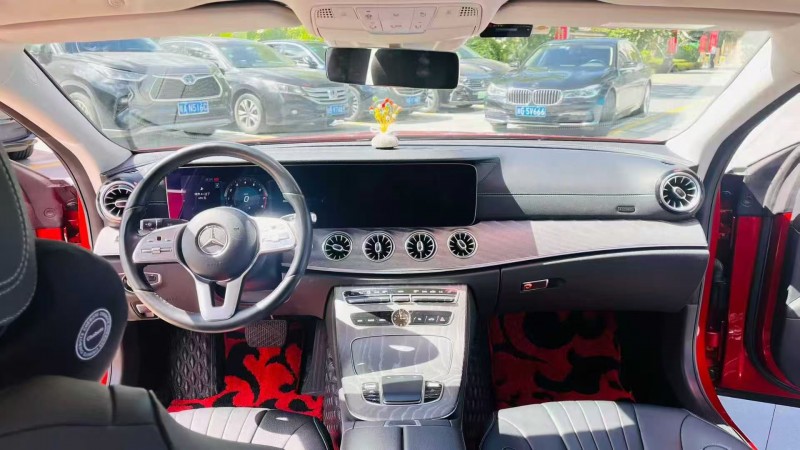 深圳19年奔驰CLS4