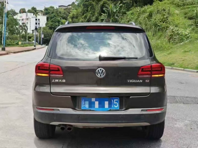 三明15年大众途观6