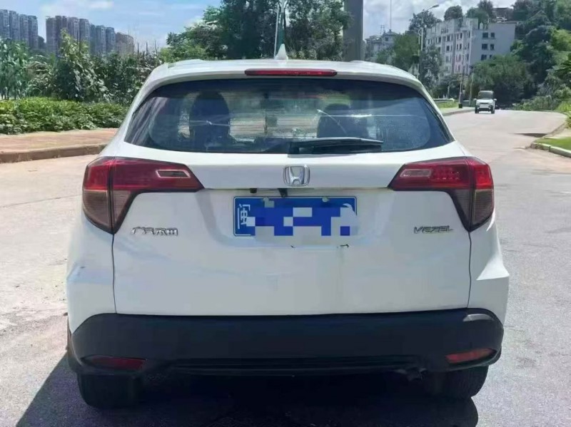 厦门16年本田缤智9