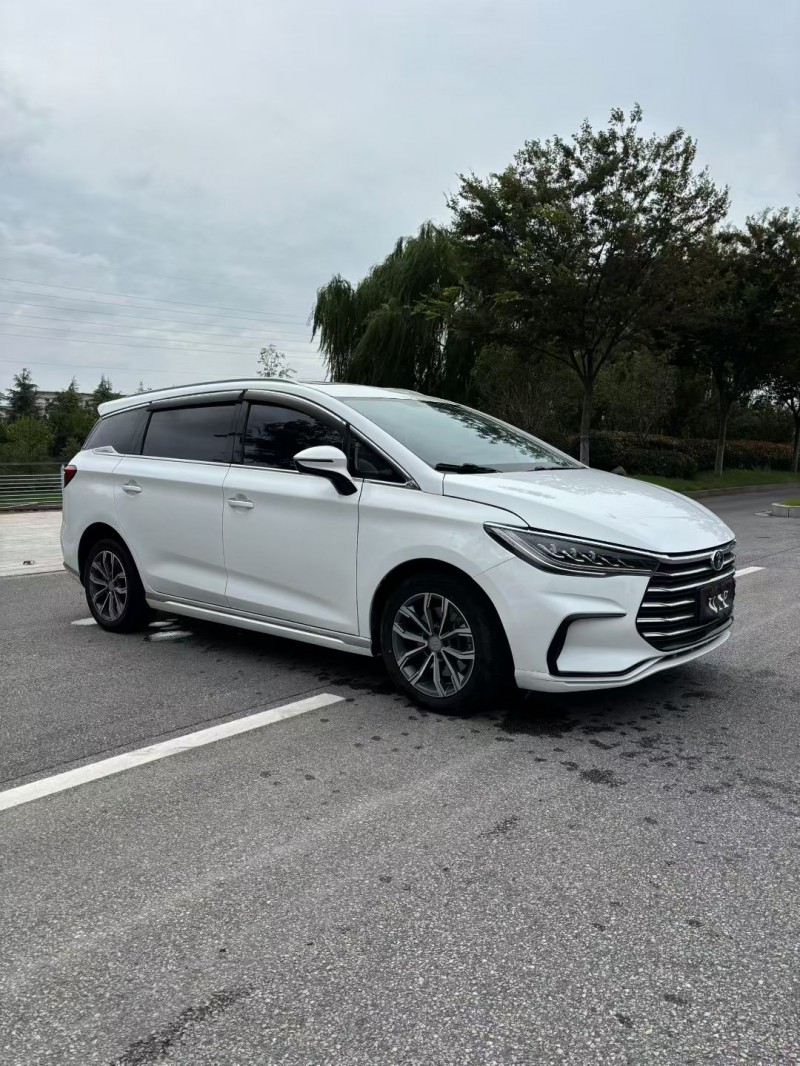 宿迁22年比亚迪宋3