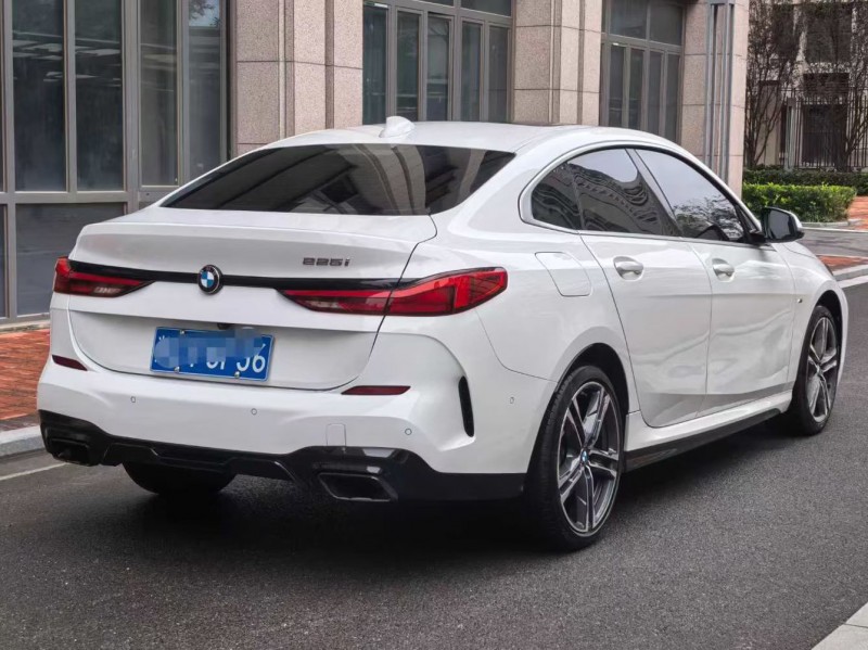 郑州21年宝马2系8