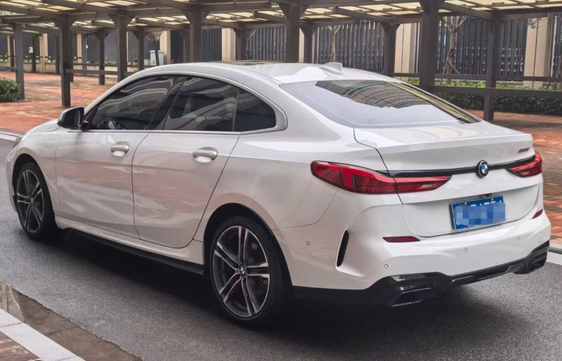 郑州21年宝马2系9